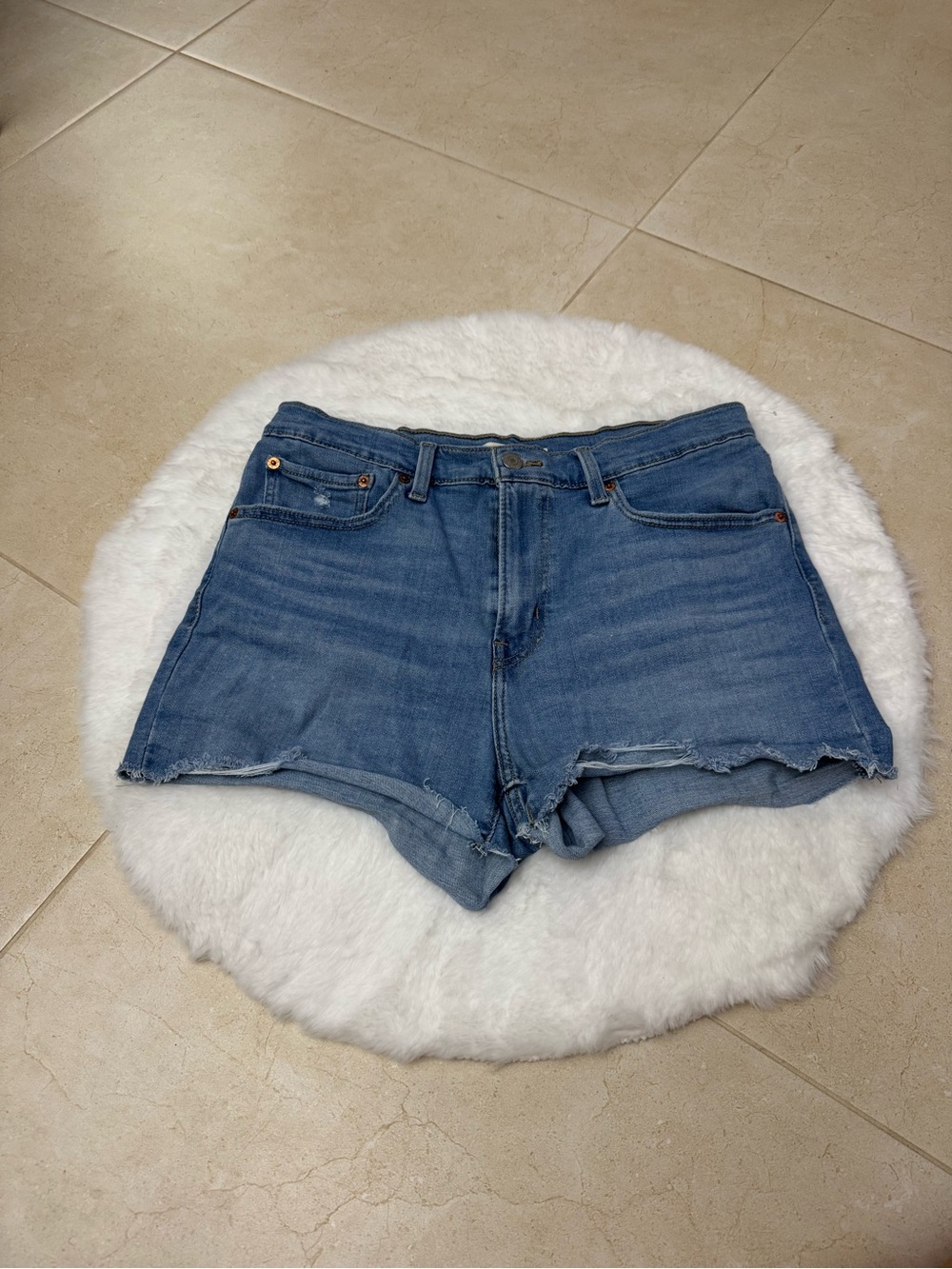 Levi’s High Rise Classic Blue Denim Women's Shorts Size 30